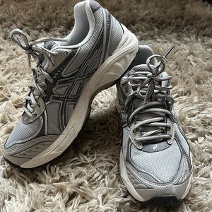 ASICS GT 2160 US SIZE US SIZE 6.5 EUC GREY SCANDI STYLE